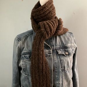 Pure Icelandic sheep wool hand knitted scarf